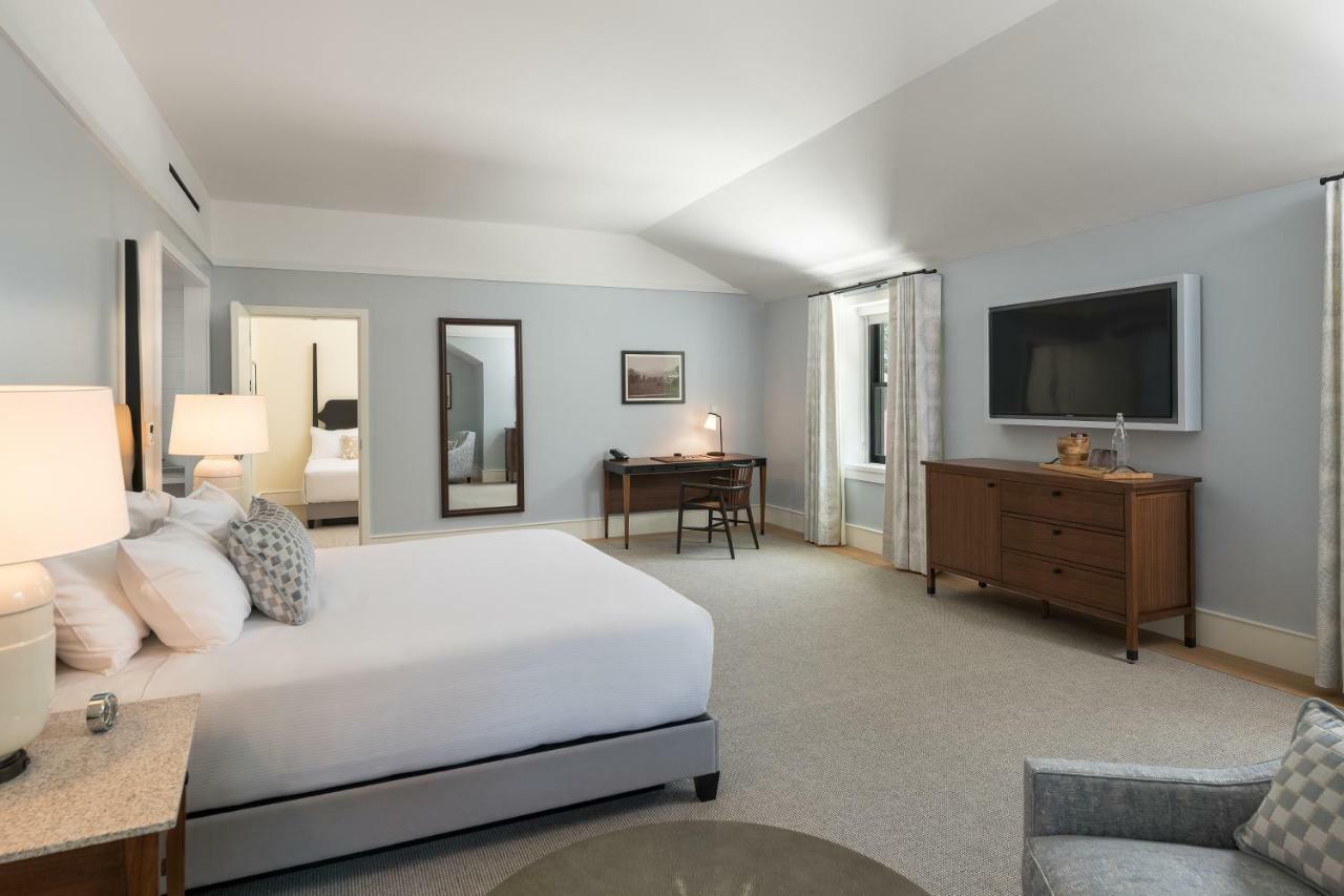 The Williams Inn Уильямстаун Экстерьер фото