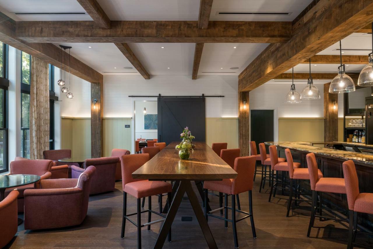 The Williams Inn Уильямстаун Экстерьер фото