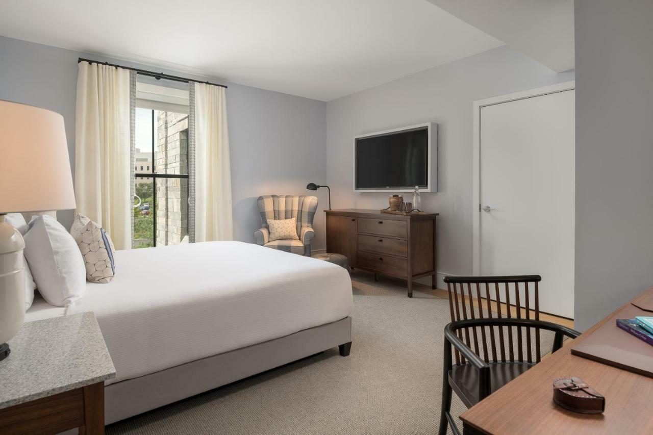 The Williams Inn Уильямстаун Экстерьер фото
